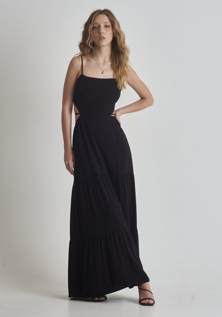 Vestido longo
preto
